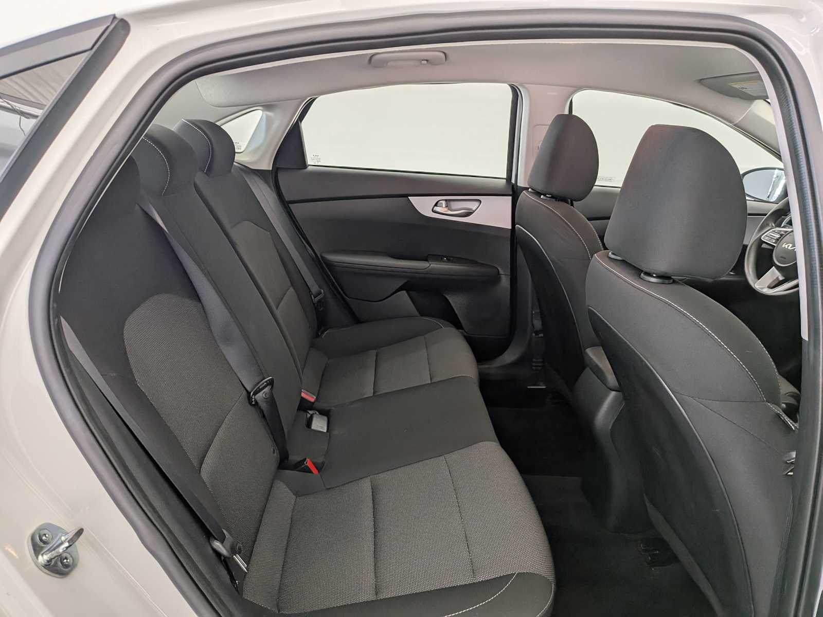2024 Kia Forte LXS photo 19