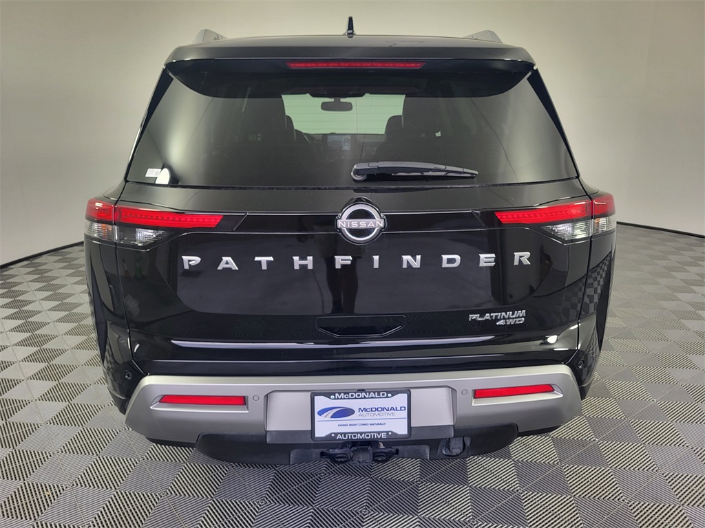 2022 Nissan Pathfinder Platinum photo 20