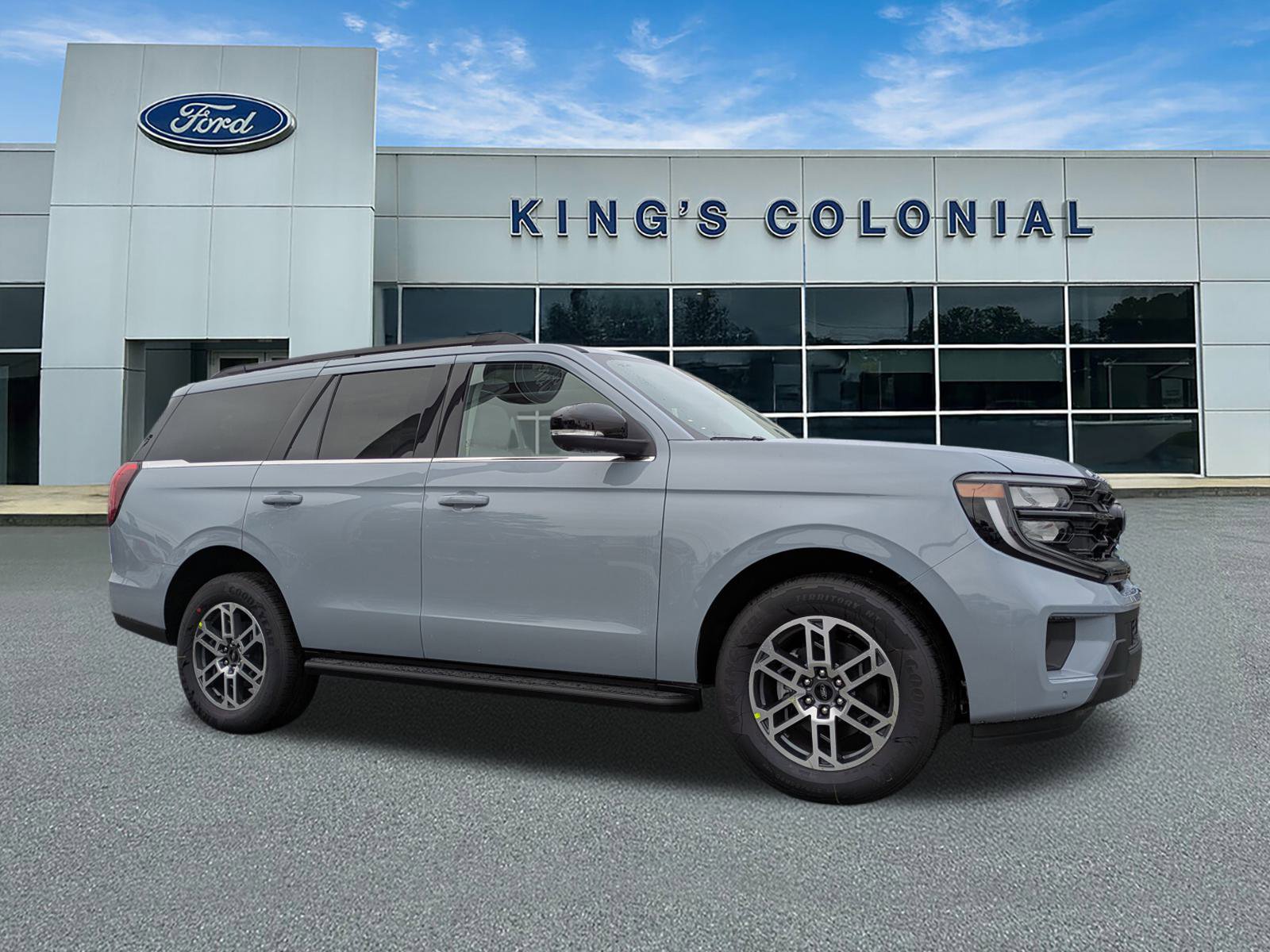 2025 Ford Expedition Active's photo