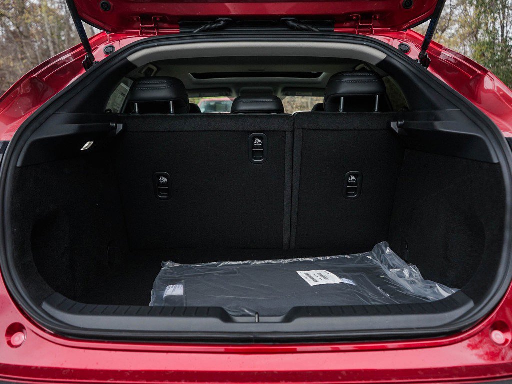 2025 Mazda CX-30 2.5 S Preferred photo 7