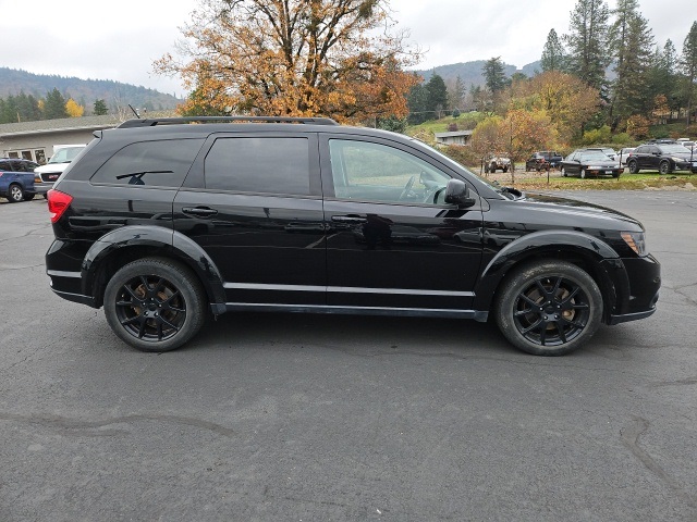 2014 Dodge Journey SXT photo 2