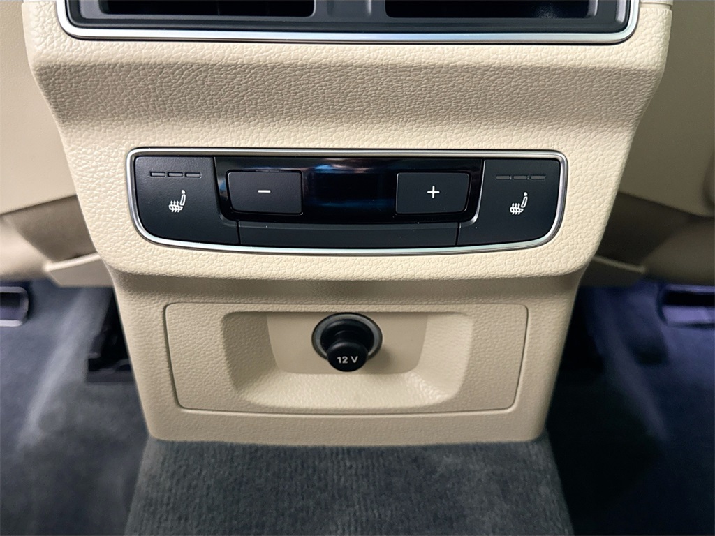 2018 Audi Q5 2.0T Premium Plus photo 17