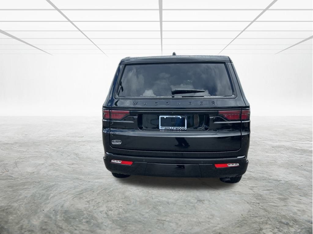2025 Jeep Wagoneer Series II Carbide photo 3