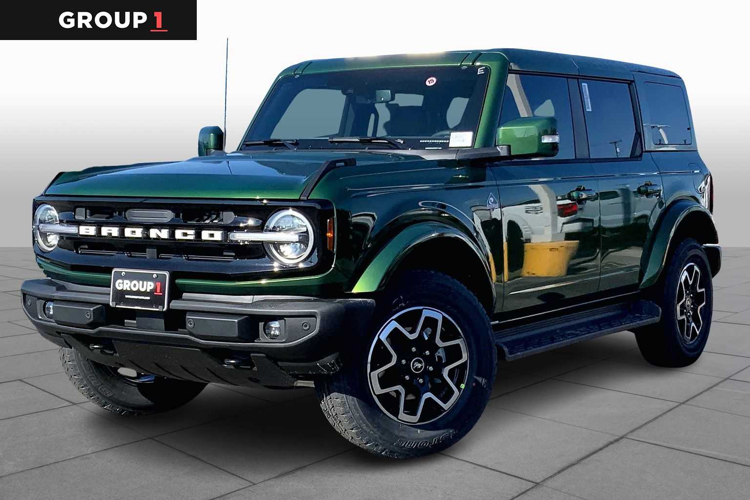 2025 Ford Bronco 4-Door Outer Banks's photo