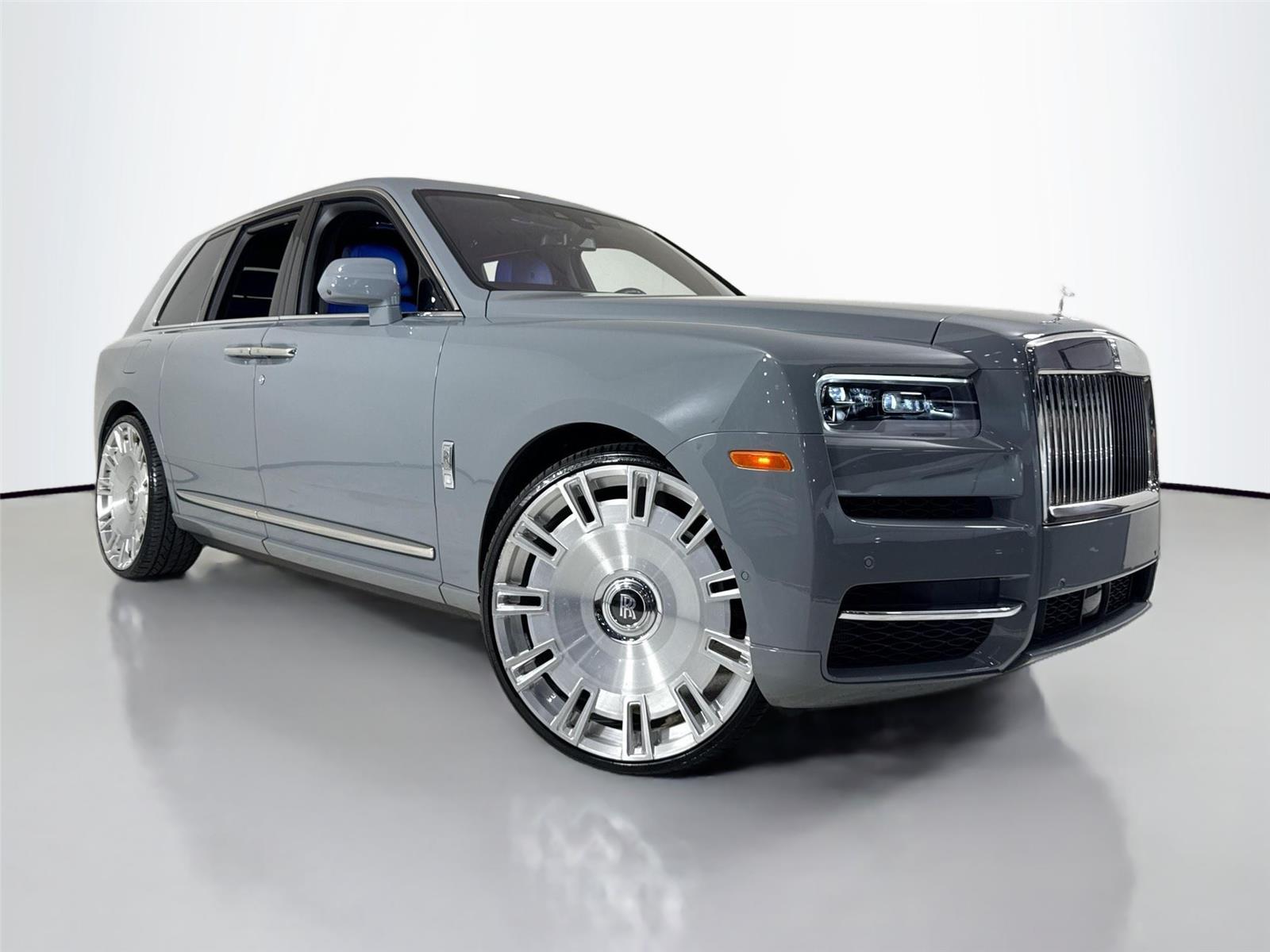 2023 Rolls Royce Cullinan RR31 photo 41