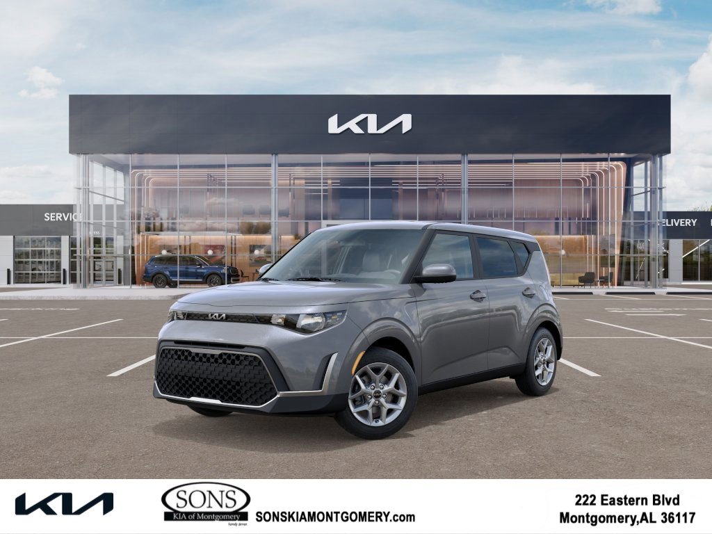 2025 Kia Soul LX's photo