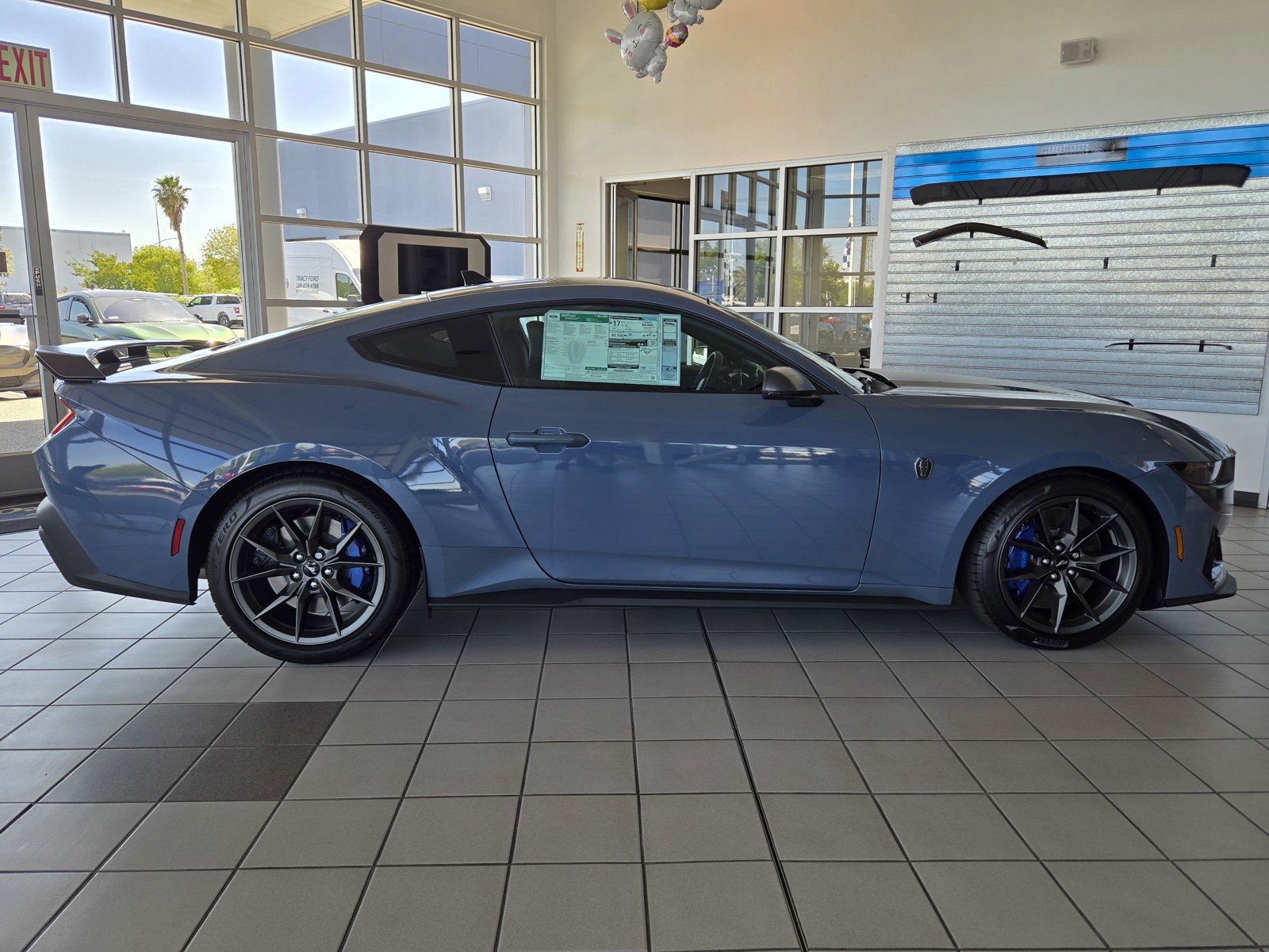 2025 Ford Mustang Dark Horse Premium photo 4