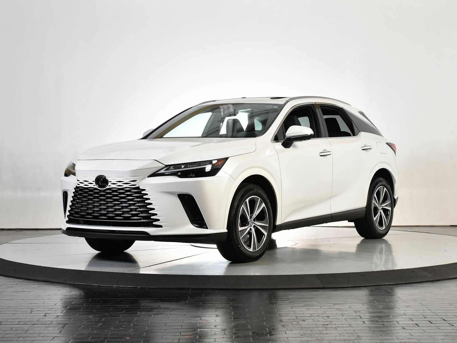 2025 Lexus RX 350's photo