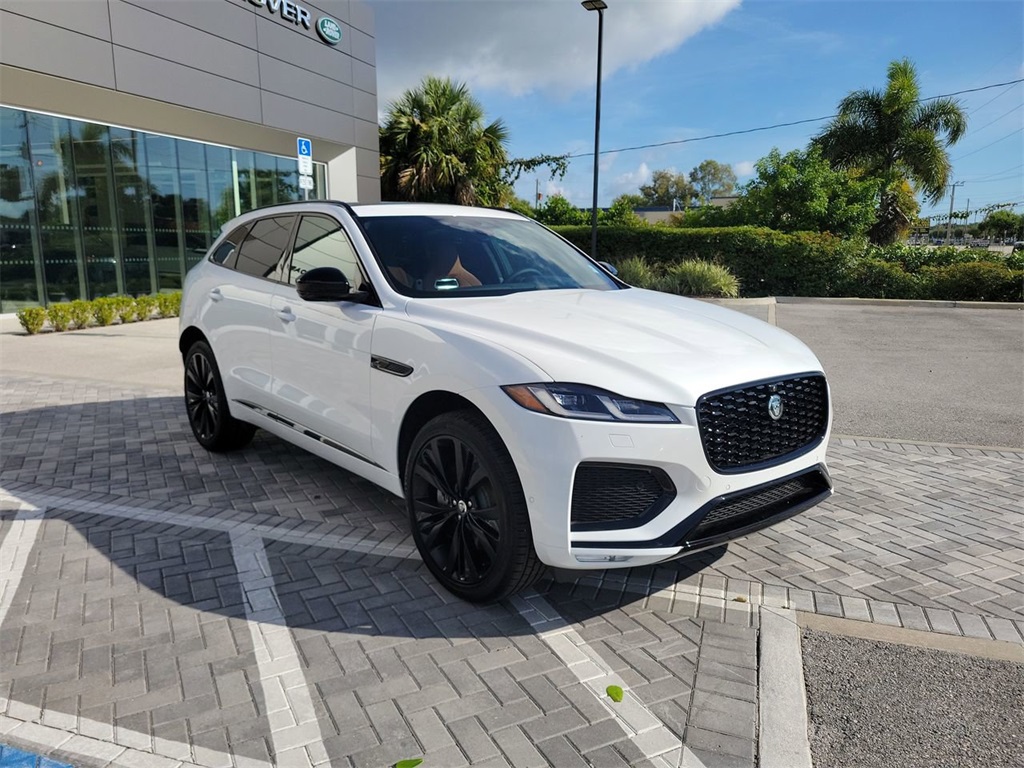 2026 Jaguar F-PACE P400 R-Dynamic S photo 4