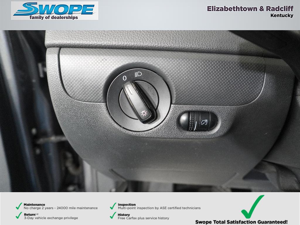 2015 Volkswagen Jetta 2.0 S photo 16