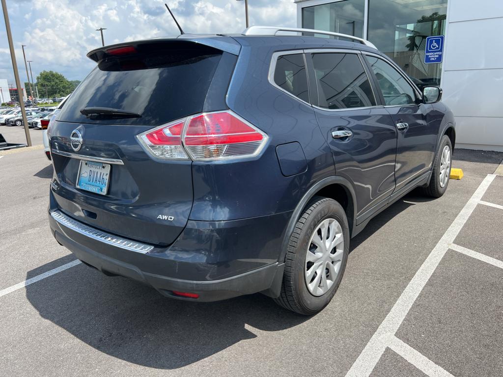 2016 Nissan Rogue S photo 3