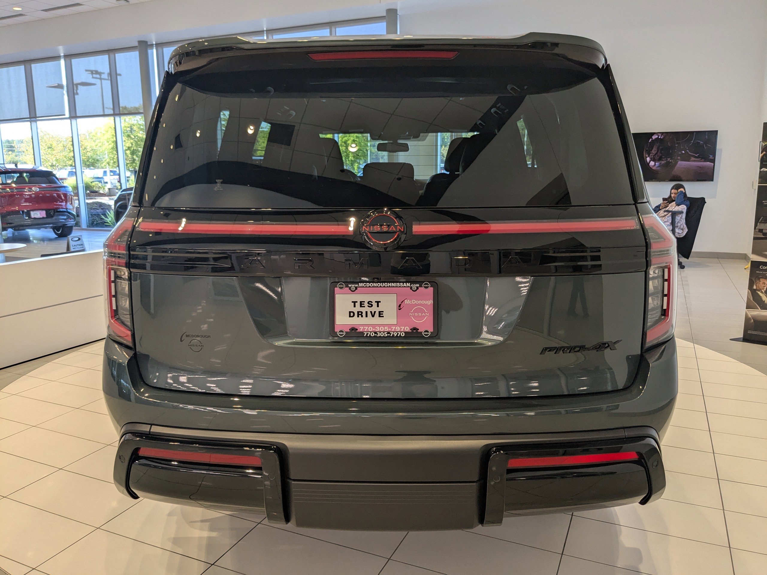 2026 Nissan Armada photo 3