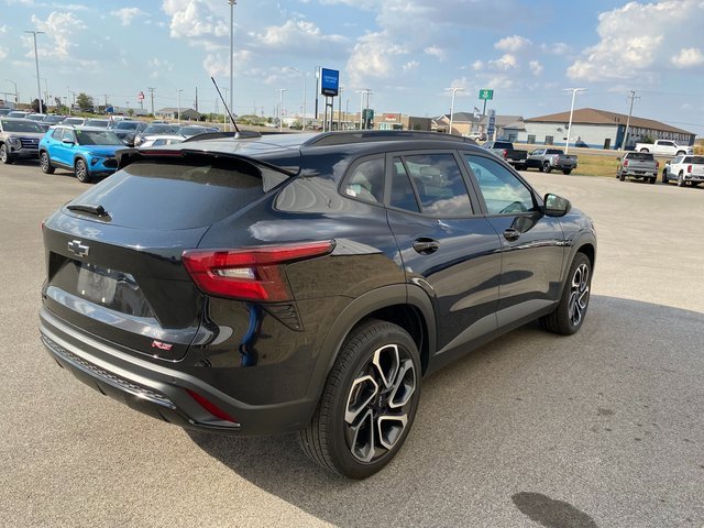 2024 Chevrolet Trax photo 4