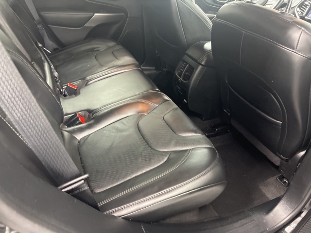 2020 Jeep Cherokee Limited photo 20
