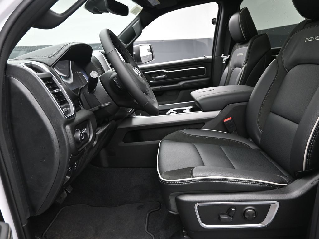 2026 Ram 1500 Laramie photo 13