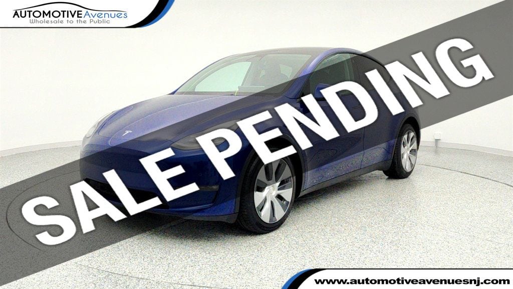 2022 Tesla Model Y Long Range's photo