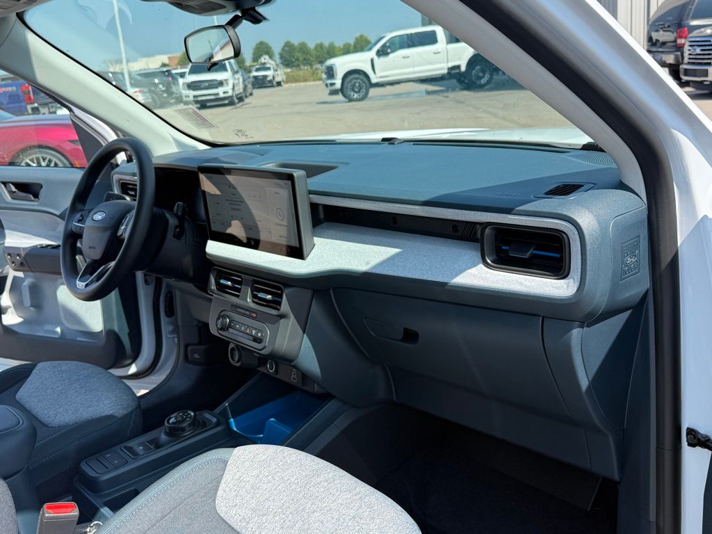 2025 Ford Maverick XLT photo 14