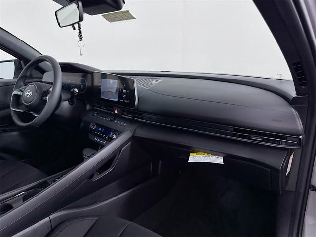 2025 Hyundai Elantra Hybrid SEL Sport photo 37