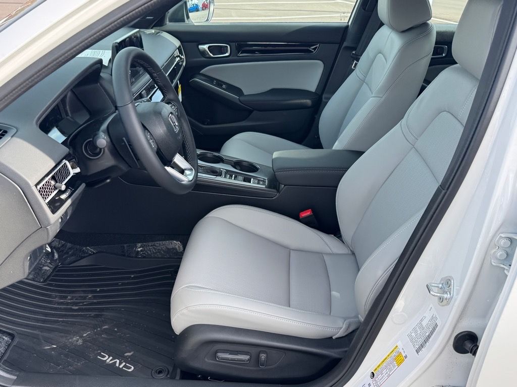 2026 Honda Civic Hybrid Sport Touring photo 4