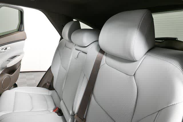2026 Genesis GV70 2.5T Advanced photo 29
