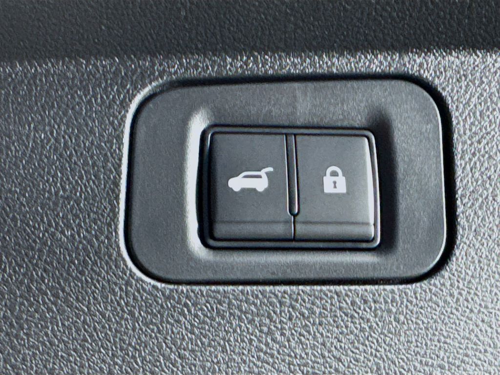 2026 Infiniti QX80 photo 27