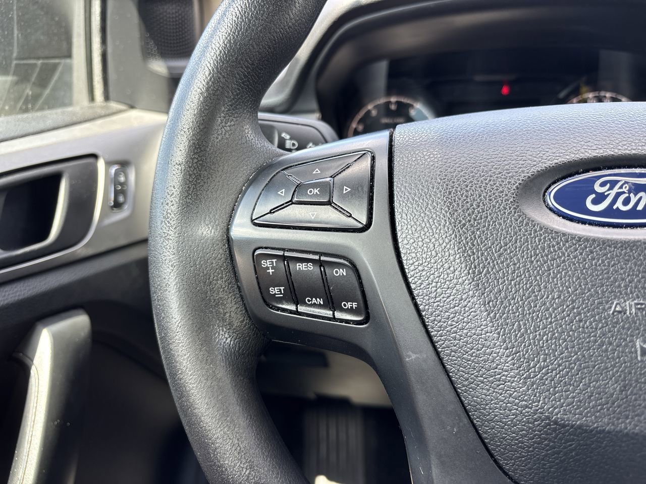 2022 Ford Ranger XL photo 24