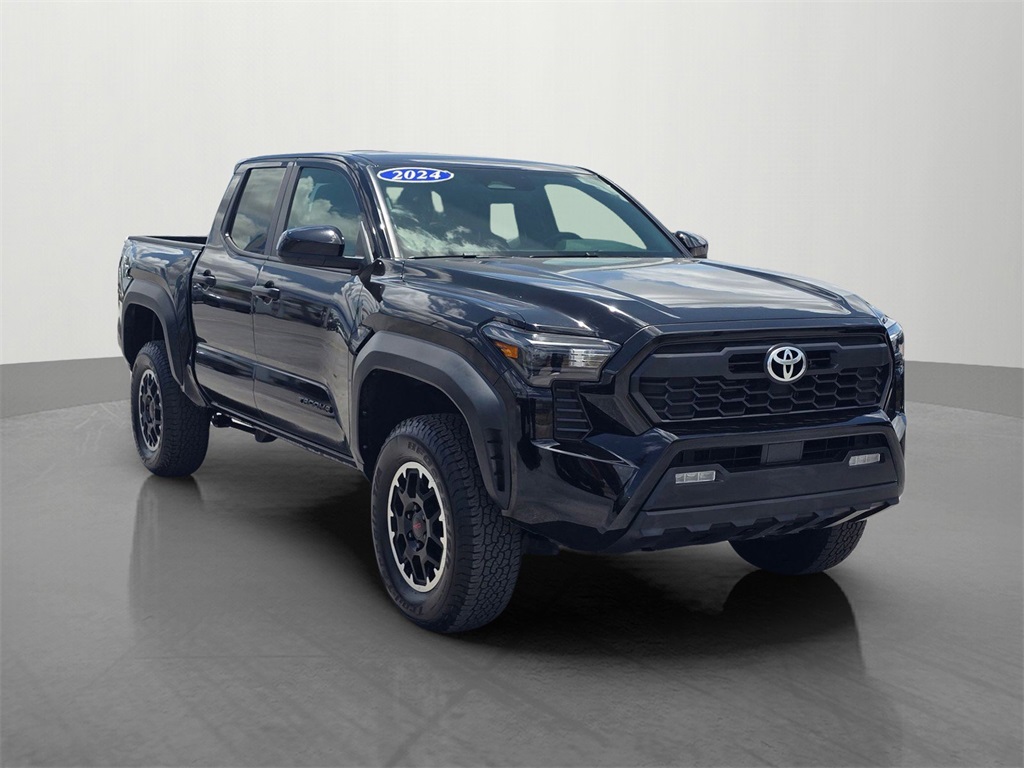 2024 Toyota Tacoma SR5 photo 3