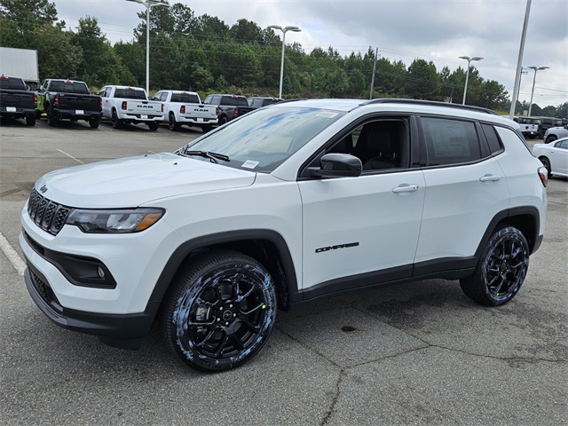 2026 Jeep Compass Latitude Altitude photo 3