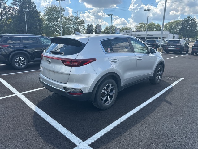 2022 Kia Sportage LX photo 3