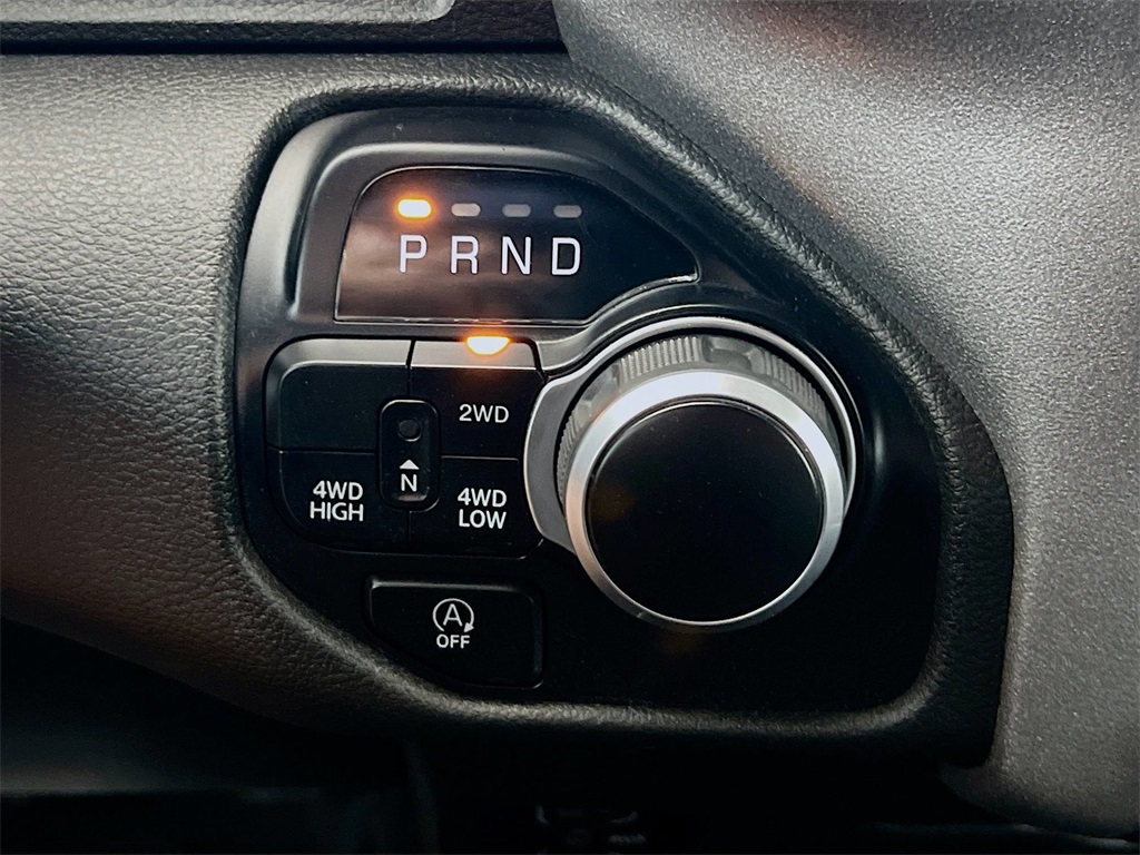 2024 Ram 1500 Tradesman photo 9