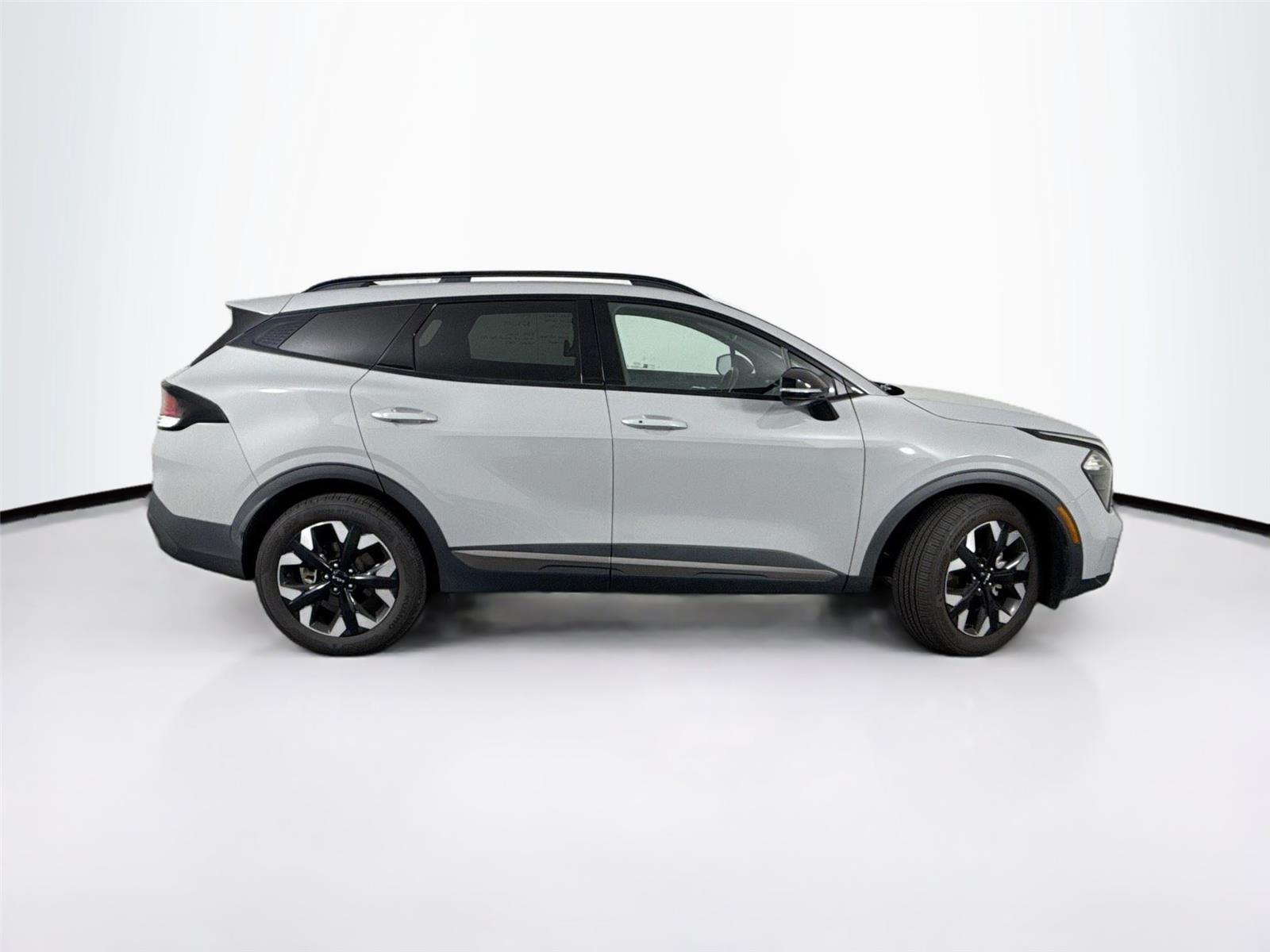 2023 Kia Sportage X-Line photo 2