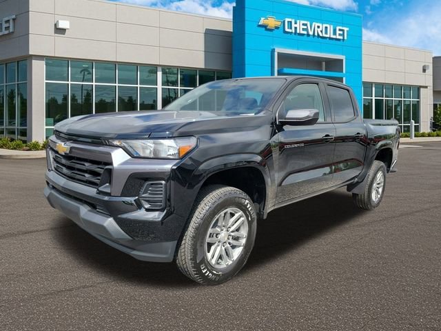 2025 Chevrolet Colorado Work Truck LT photo 2