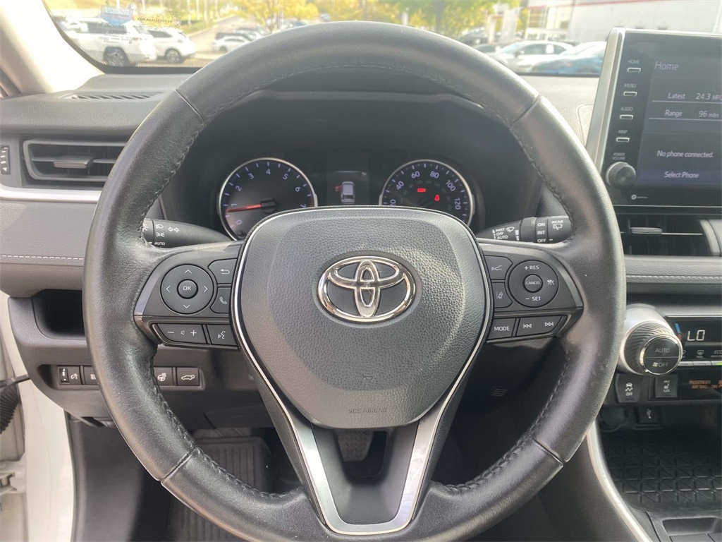 2022 Toyota RAV4 XLE photo 28