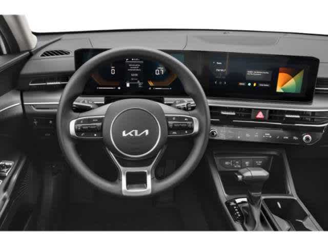 2026 Kia K5 LXS photo 4