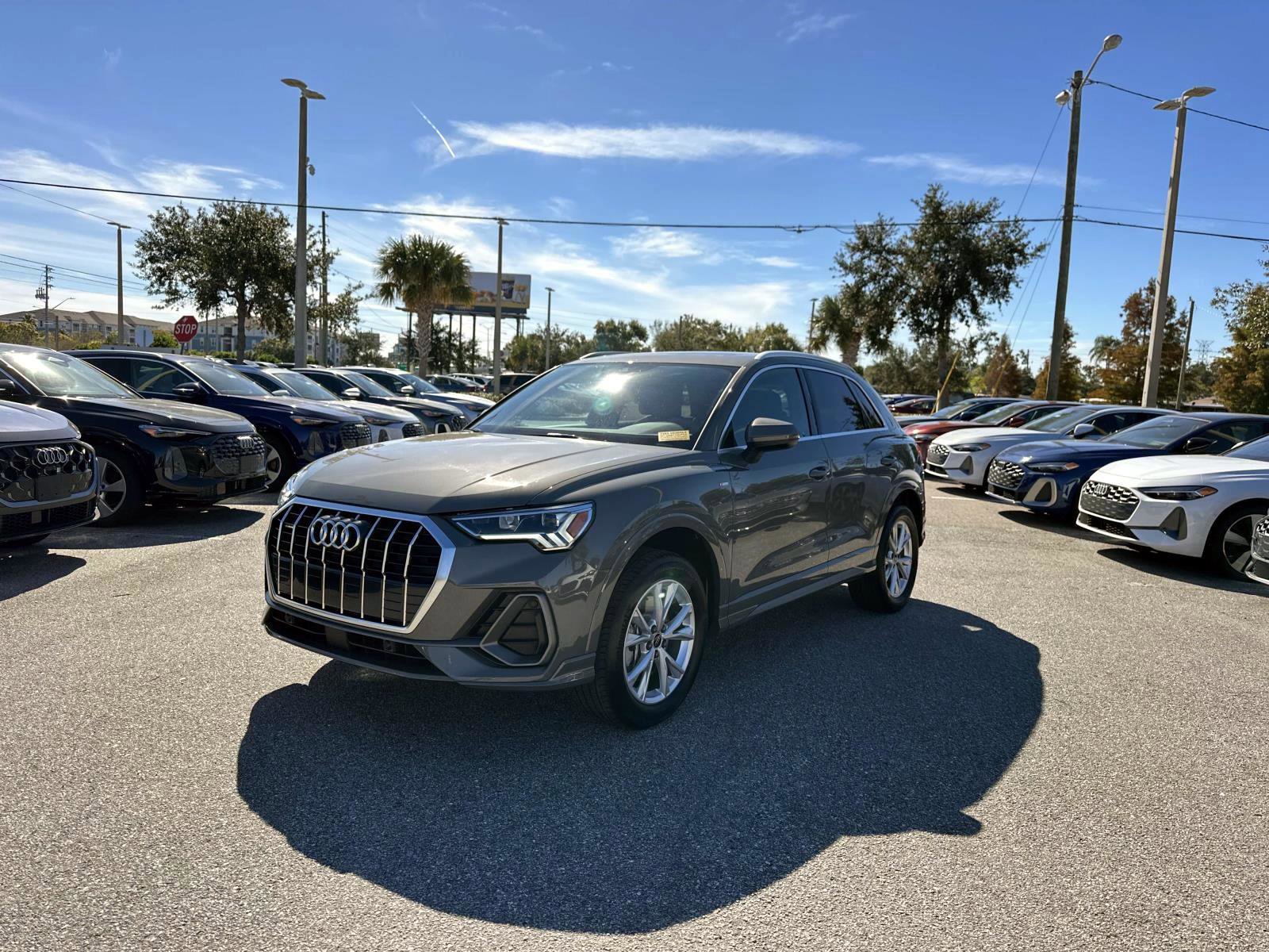 2025 Audi Q3 S line Premium photo 2