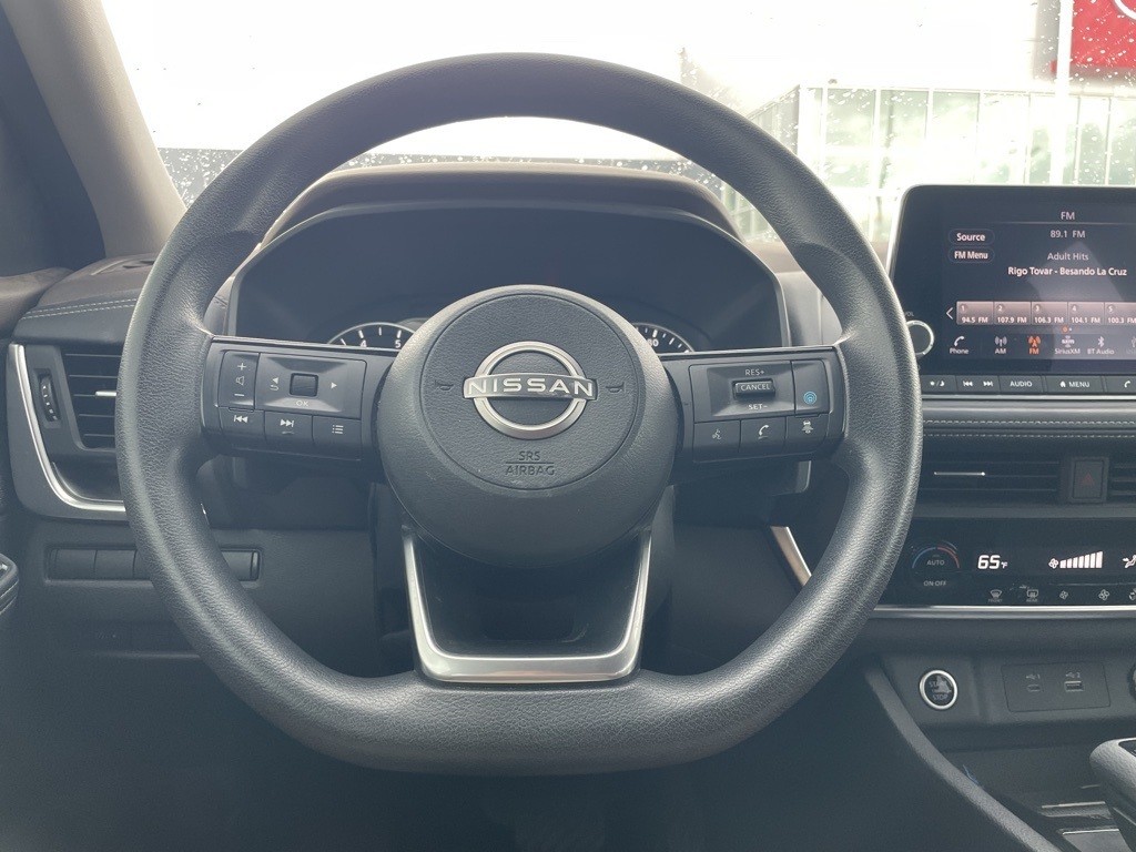 2023 Nissan Rogue SV photo 8