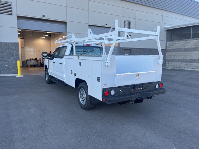 2026 Ford F-350 photo 10