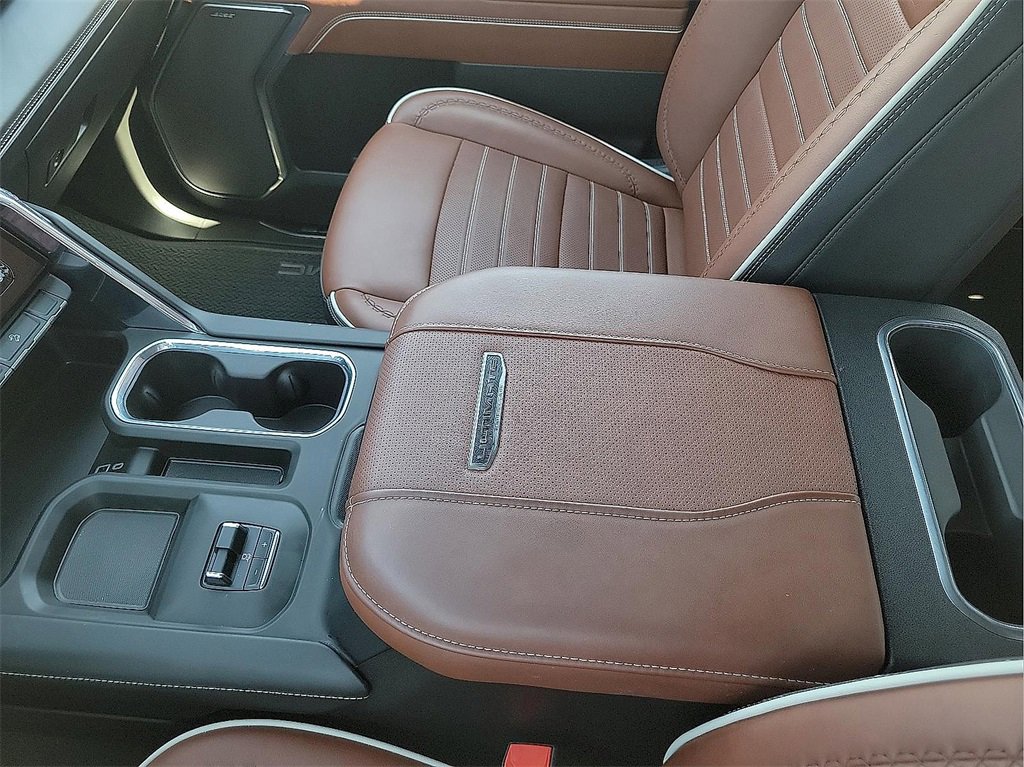 2024 Gmc Sierra 2500 HD Denali Ultimate photo 18