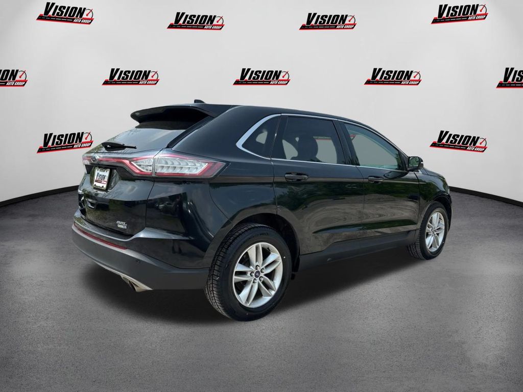 2015 Ford Edge SEL photo 5