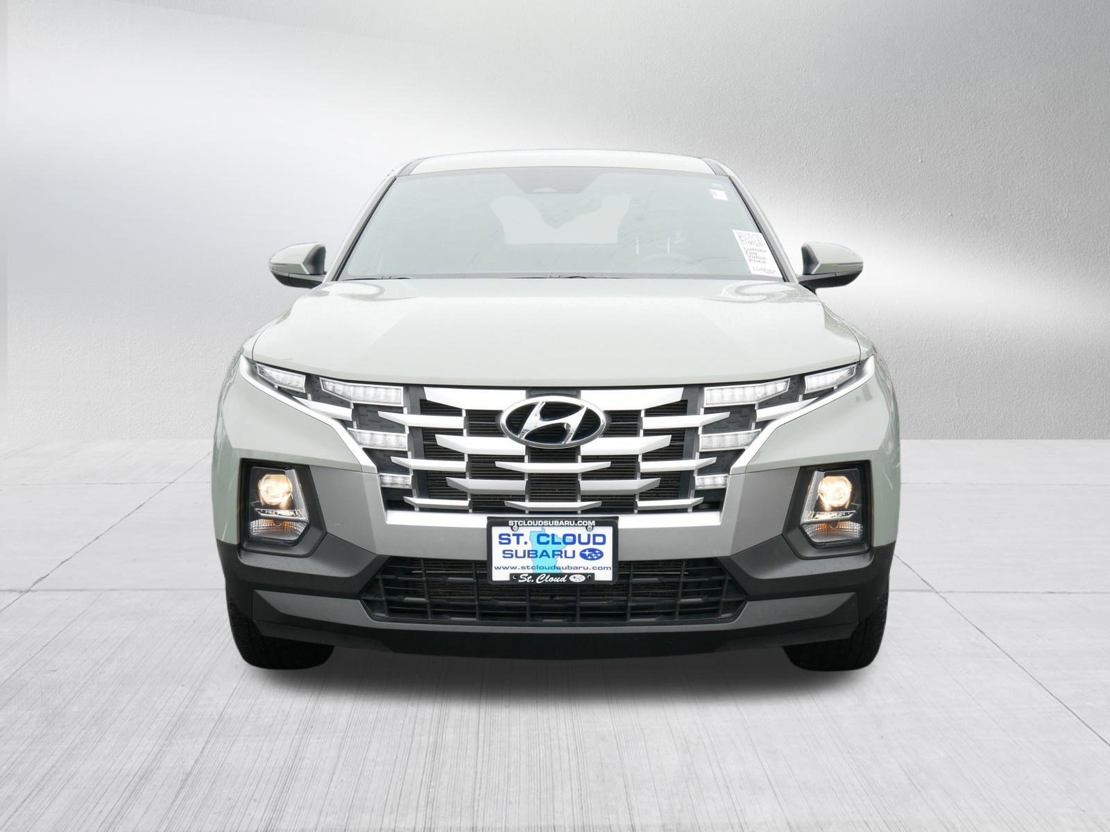 Used 2022 Hyundai Santa Cruz SEL with VIN 5NTJBDAE5NH018585 for sale in Saint Cloud, Minnesota