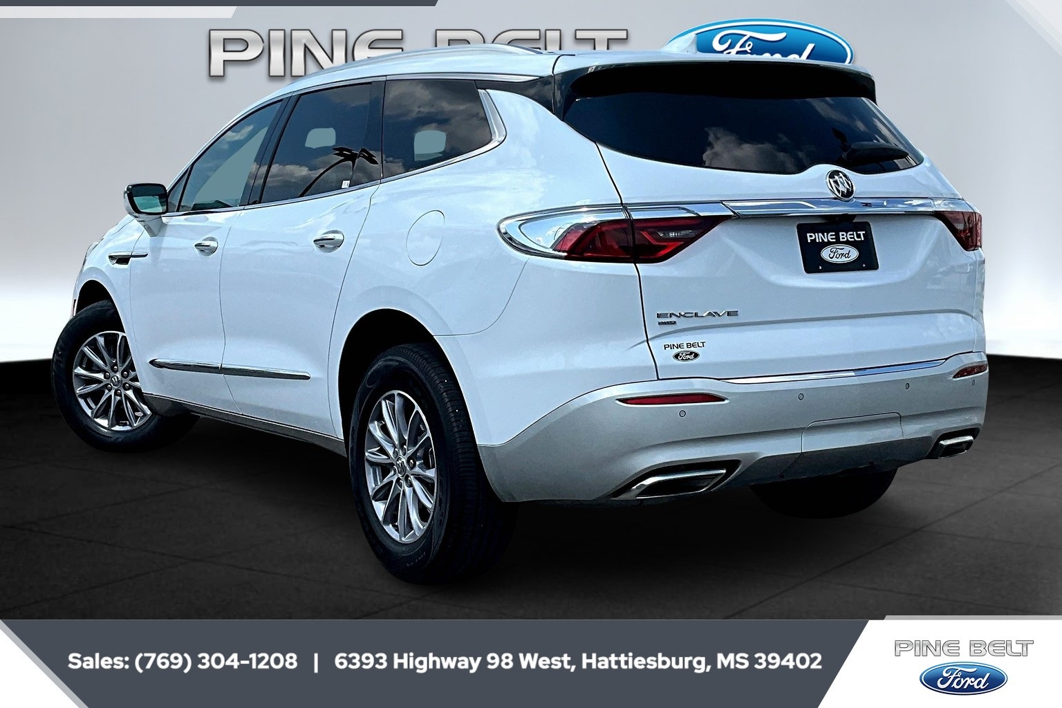2024 Buick Enclave Premium photo 2