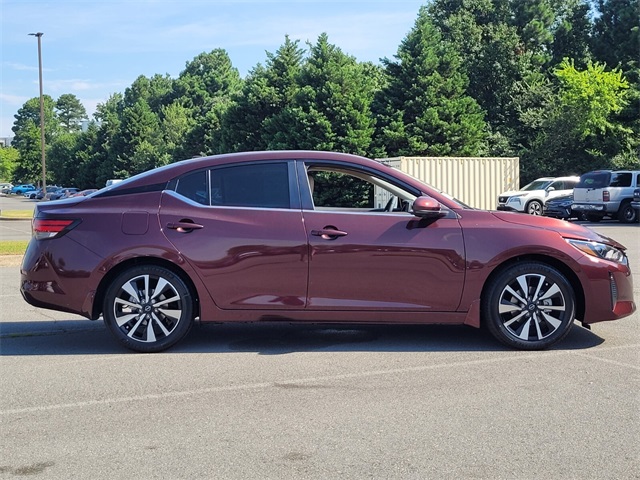2025 Nissan Sentra SV photo 2