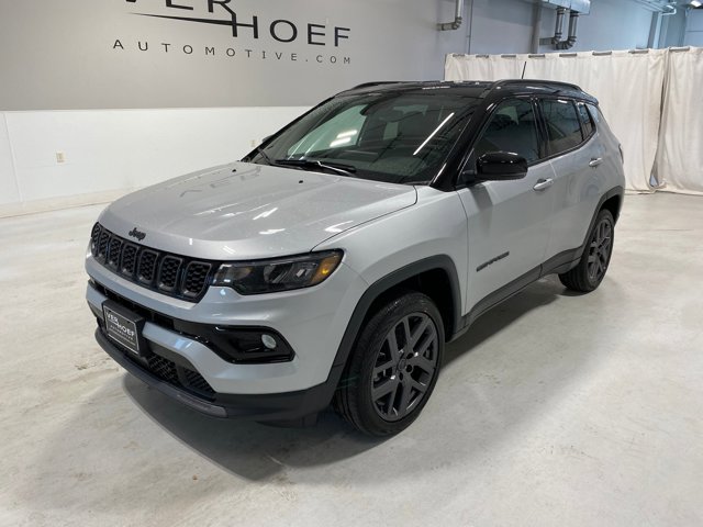2026 Jeep Compass Limited Altitude's photo