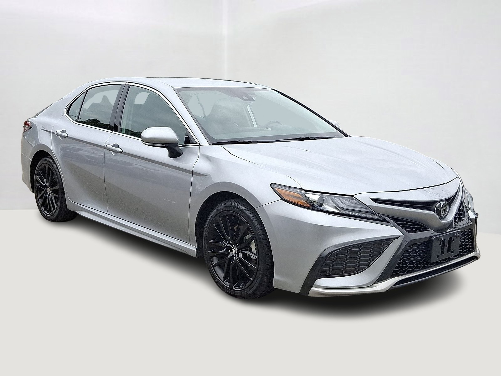 2023 Toyota Camry XSE photo 3