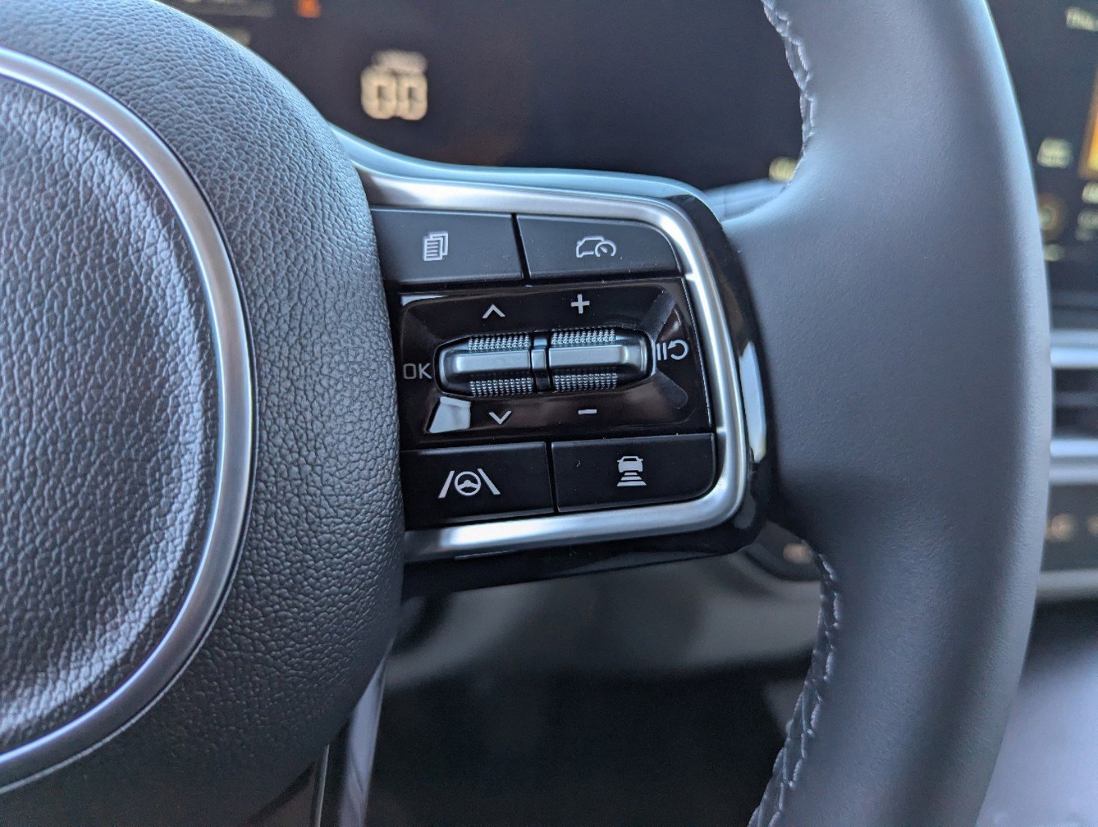 2025 Kia Sorento Plug-In Hybrid EX photo 28