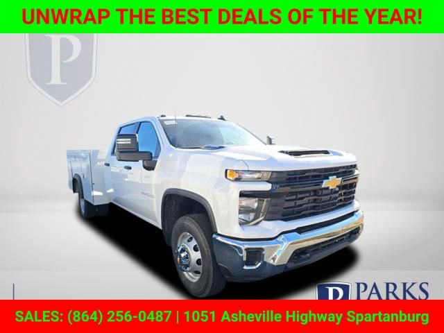 2025 Chevrolet Silverado 3500HD Work Truck's photo