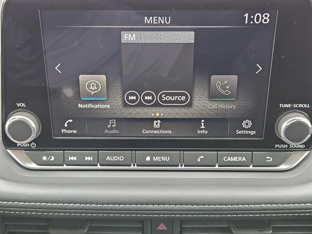 2026 Nissan Rogue S photo 6