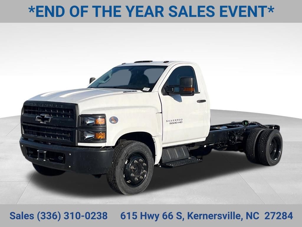 2024 Chevrolet Silverado 4500 Medium Duty Chassis Cab Work Truck's photo