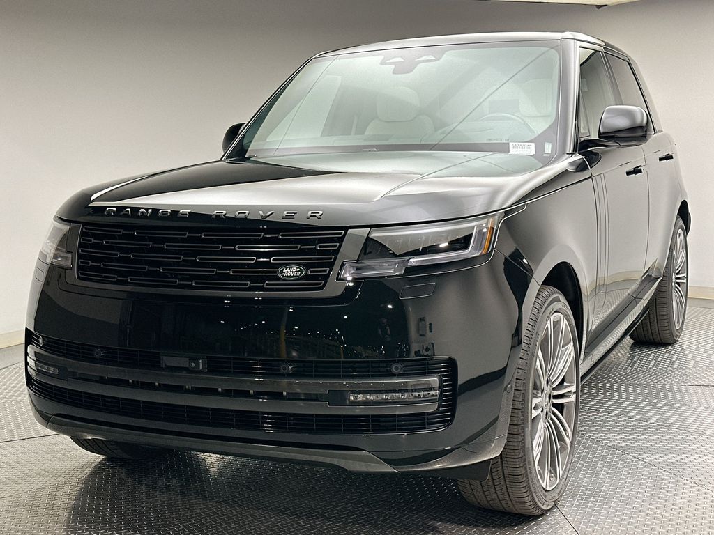 2025 Land Rover Range Rover SE's photo
