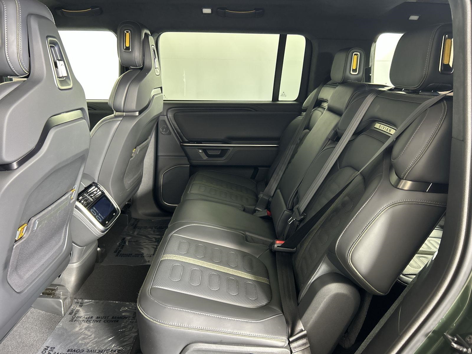 2025 Rivian R1S Adventure photo 25